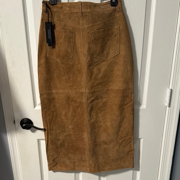 Brown shade Midi Skirt with Slit - Picture 3 of 3